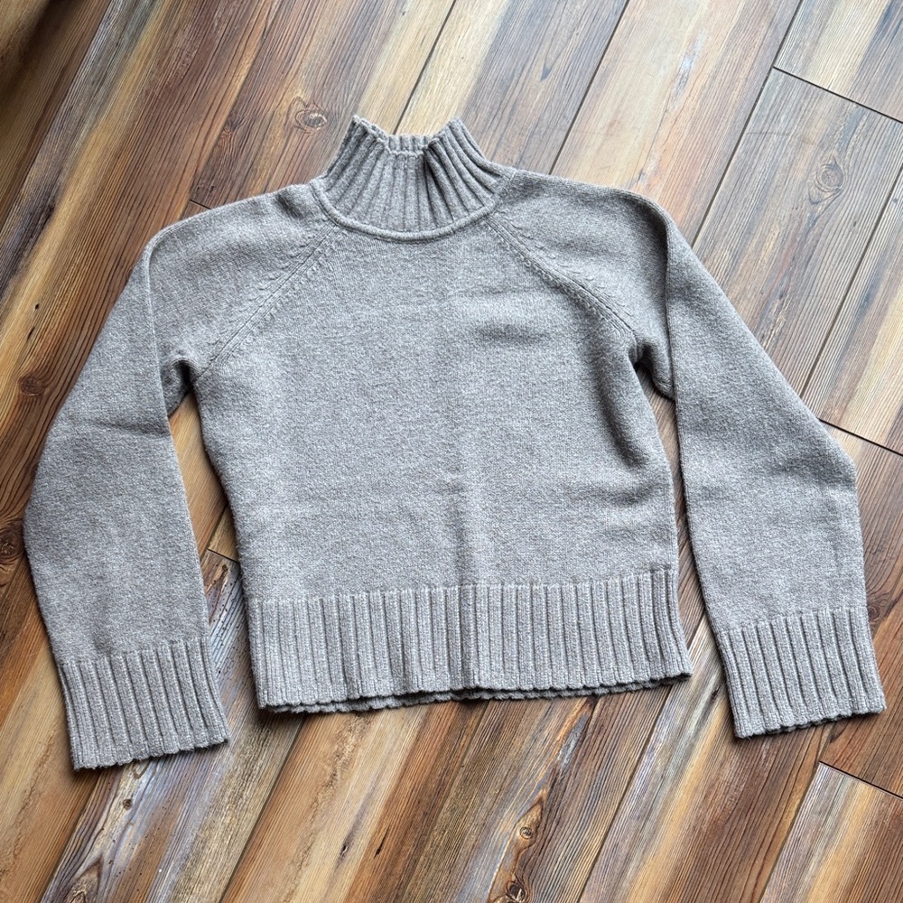 Vintage GAP Mock Neck Sweater XS Cropped Knit Cotton Blend Cozy - Picture 2 of 6
